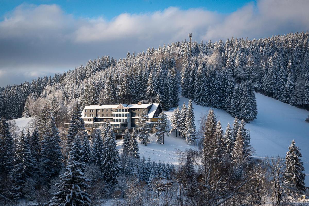 Spa Hotel Lanterna Velké Karlovice Exteriör bild