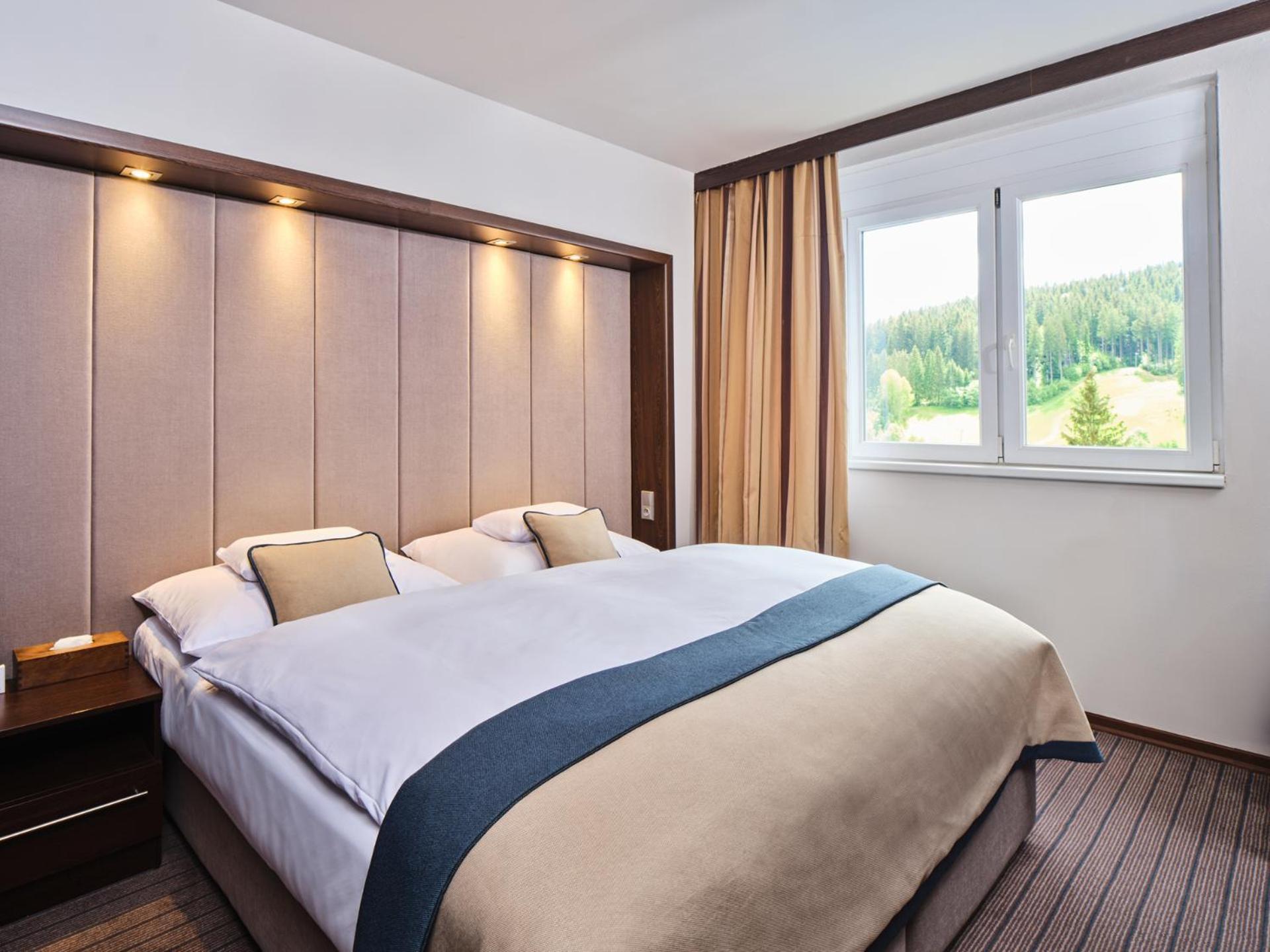 Spa Hotel Lanterna Velké Karlovice Exteriör bild