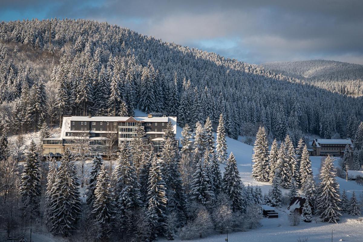 Spa Hotel Lanterna Velké Karlovice Exteriör bild